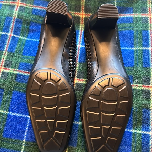 NWOT Etienne Aigner leather dress shoe - Picture 2 of 6